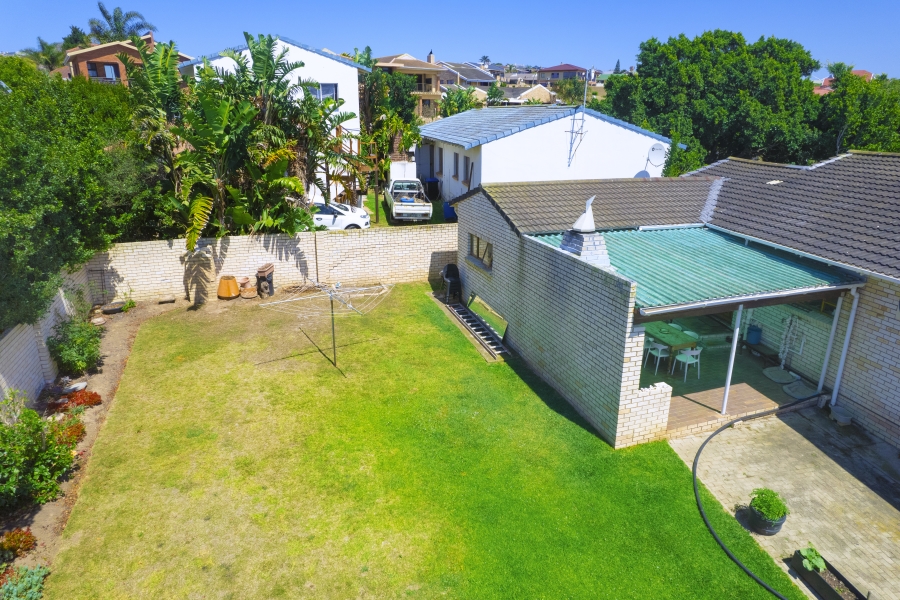 3 Bedroom Property for Sale in Wavecrest Eastern Cape